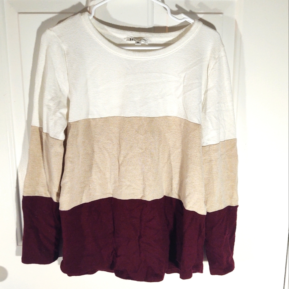 Wonderland women's sweater